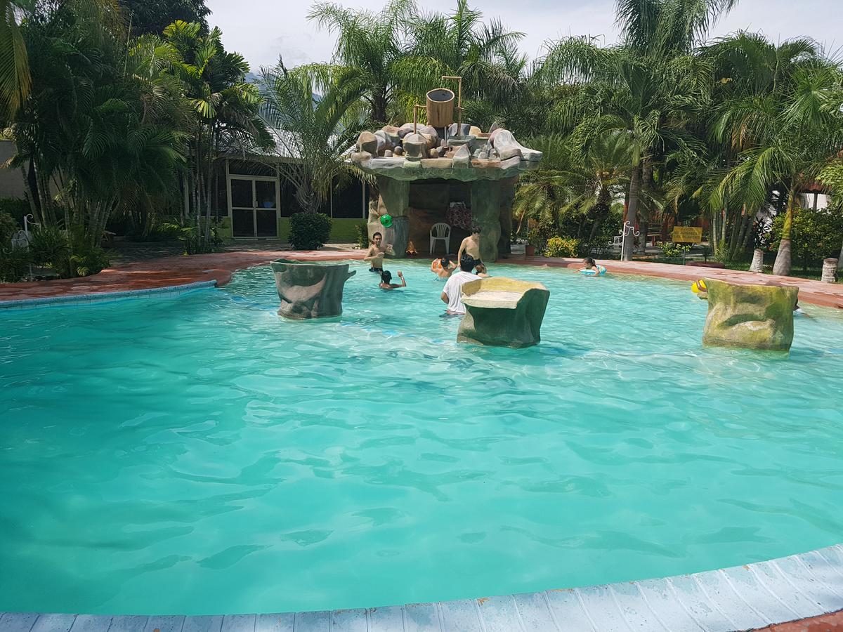 Hotel Santa Cruz Zapaca Eksteriør bilde